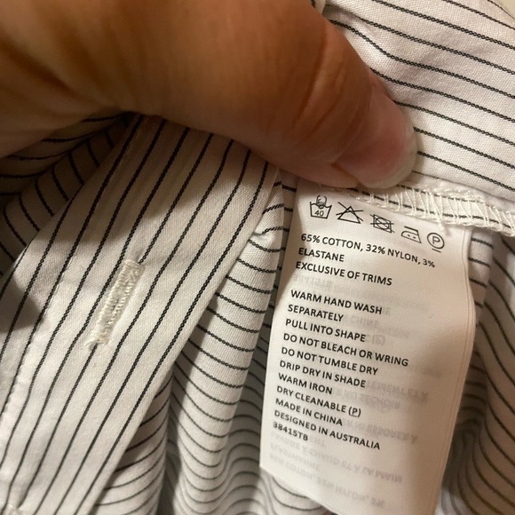 BARDOT WOMENS PINSTRIPE OFF SHOULDER PEASANT BLOUSE - Picture 4 of 4